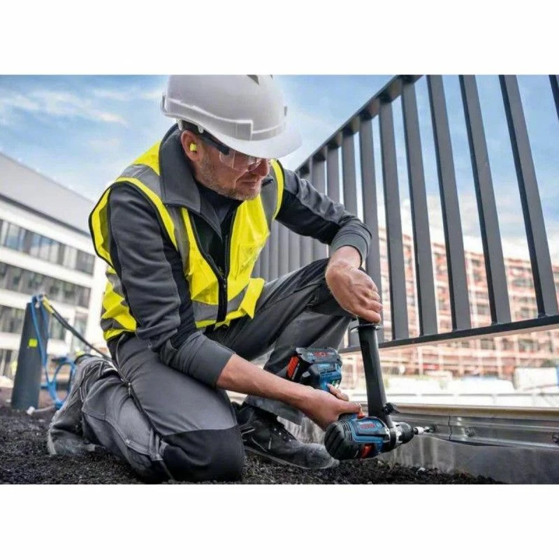 BOSCH Perceuse Visseuse Percu 18V 8Ah GSB18V-150C - 06019J5105 2 BOSCH Perceuse Visseuse Percu 18V 8Ah GSB18V-150C - 06019J5105 – Image 2