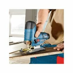 BOSCH Scie Sauteuse 12V 3,0 Ah GST12V-70 - 06015A1005 -Bosch Soldes Magasin bosch scie sauteuse 12v 30 ah gst12v 70 06015a1005 3