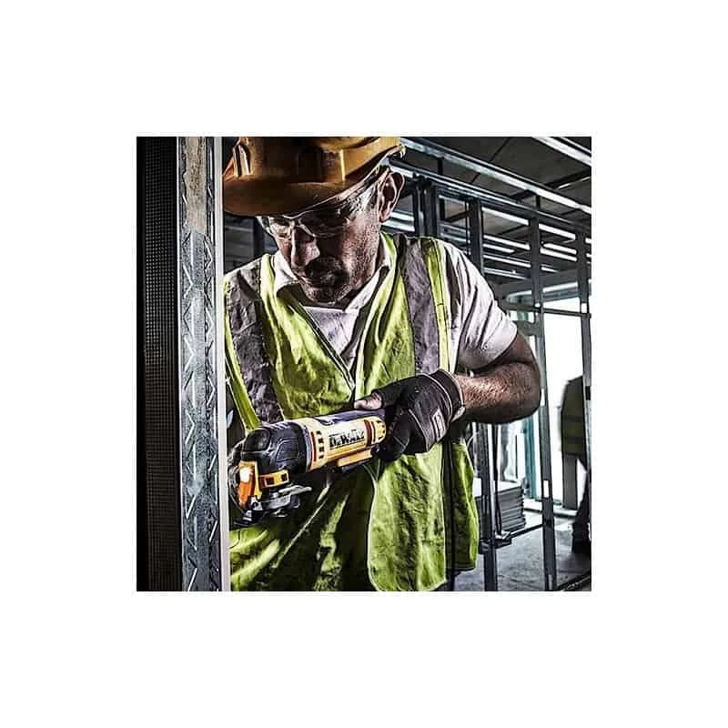 DEWALT Outil Oscillant Multi Cutter 300W - DWE315KT 2 DEWALT Outil Oscillant Multi Cutter 300W - DWE315KT – Image 2