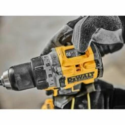 DEWALT Perceuse Visseuse 18V 1.7Ah - Powerstack - DCD800E2T-QW -Bosch Soldes Magasin dewalt perceuse visseuse 18v 17ah powerstack dcd800e2t qw 3