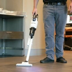 MAKITA Aspirateur Balai 250ml 200 Mbar 40V Max Solo - CL003GZ -Bosch Soldes Magasin makita aspirateur balai 250ml 200 mbar 40v max solo cl003gz 5