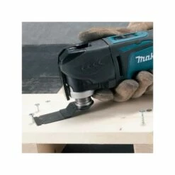 MAKITA Découpeur Ponceur Multifonction 320 W 58 Acc. - TM3010CX3J -Bosch Soldes Magasin makita decoupeur ponceur multifonction 320 w 58 acc tm3010cx3j 2