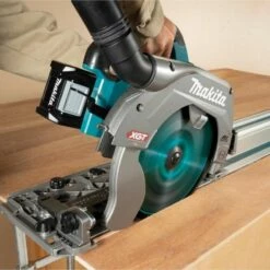 MAKITA Scie Circulaire 40V Max 5 Ah XGT Ø 235 Mm - HS009GT201 -Bosch Soldes Magasin makita scie circulaire 40v max 5 ah xgt o 235 mm hs009gt201 2