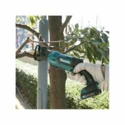 MAKITA Scie Sabre 10.8V 4 Ah - JR103DSMJ -Bosch Soldes Magasin makita scie sabre 108v 4 ah jr103dsmj 3