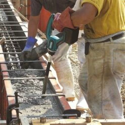 MAKITA Vibreur Béton 800mm 18V Solo- DVR350Z -Bosch Soldes Magasin makita vibreur beton 800mm 18v solo dvr350z 2