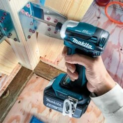 MAKITA Visseuse à Choc 180nm 18V Solo MAKPAC - DTD172ZJ -Bosch Soldes Magasin makita visseuse a choc 180nm 18v solo makpac dtd172zj 5