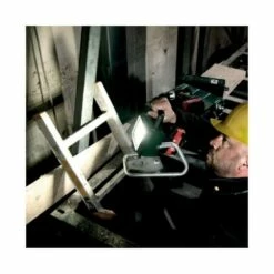 METABO Lampe LED 14,4-18V Solo - BSA 14,4-18 LED - Lampe -Bosch Soldes Magasin metabo lampe led 144 18v solo bsa 144 18 led lampe 4