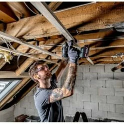 METABO Pack Perceuse Visseuse + Visseuse à Choc 18V 2 Ah - 685193000 -Bosch Soldes Magasin metabo pack 2 out 18v 2 ah bs18ssd 18 lt 200 bl 685193000 2