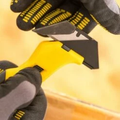 STANLEY Couteau De Sécurité Bimatière FATMAX - FMHT10373-0 -Bosch Soldes Magasin stanley couteau de securite bimatiere fatmax fmht10373 0 5