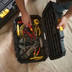 STANLEY Servante Mobile 3 En 1 Quicklink - STST83319-1 -Bosch Soldes Magasin stanley servante mobile 3 en 1 quicklink stst83319 1 3