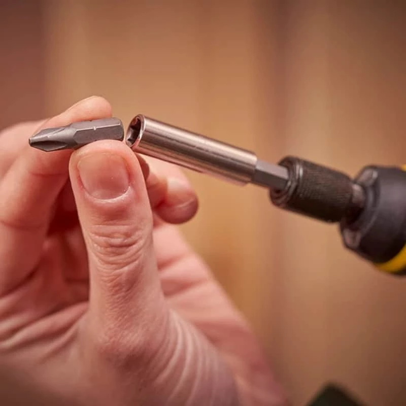 STANLEY Tournevis Assisté 4V FATMAX - FMHT66719-0 2 STANLEY Tournevis Assisté 4V FATMAX - FMHT66719-0 – Image 2