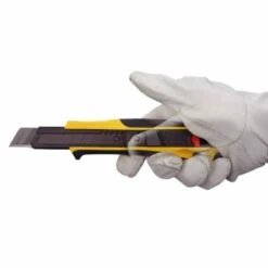 TAJIMA Cutter Auto Rétractable 18mm Quick Back - DFC569B 5 TAJIMA Cutter Auto Rétractable 18mm Quick Back - DFC569B -Bosch Soldes Magasin tajima cutter auto retractable 18mm quick back dfc569b 2